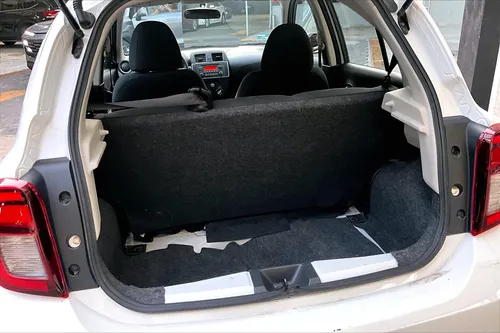 Nissan March 2022