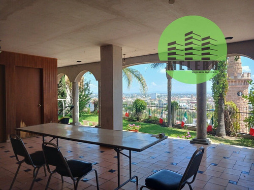 Casa En Venta En Fracc. Los Remedios