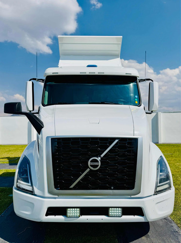 Volteo 7m3 Camion Rabon Volvo Vnr 2019