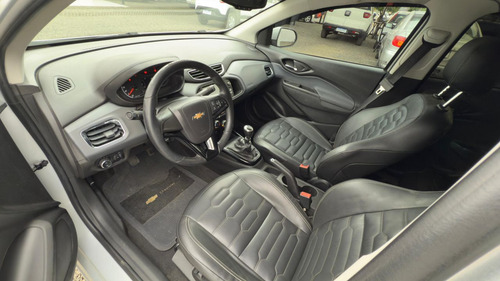 Chevrolet Onix HATCH LTZ 1.4 8V FlexPower 5p Mec.
