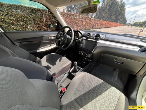 Suzuki Swift Hibrido 1.2cc Mt Aa 4x2