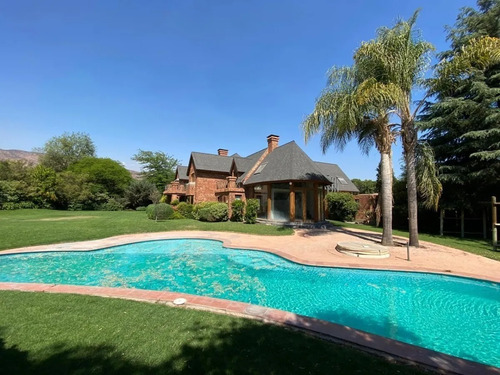 Espectacular Casa A Orilla De Cancha De Golf
