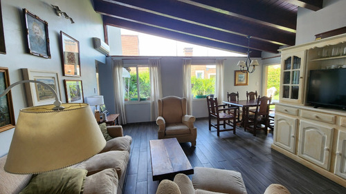 Valle Escondido Los Soles Casa En Venta 5 Dormitorios Apta Credito