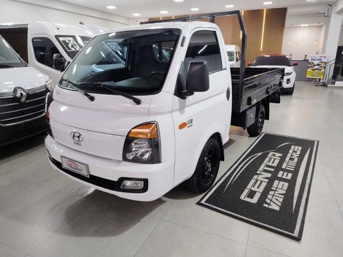Hyundai HR 2.5 LONGO SEM CAÇAMBA 4X2 16V 130CV TURBO INTERCOOLER DIESEL 2P MANUAL
