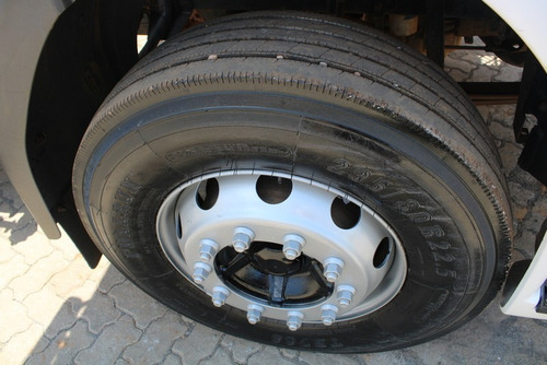 Volvo Vm 310 8x2 Bitruck 4º Eixo - Com Silo De Ração