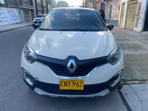 Renault Captur 2.0 Intens Automática
