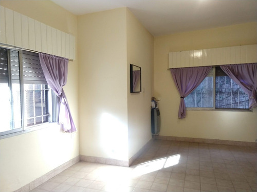 Vende Ph 5 Amb. Patio, Cochera Terraza