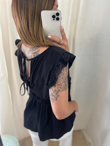Blusa Con Broderie Escote V Músculosa Volado The Big Shop