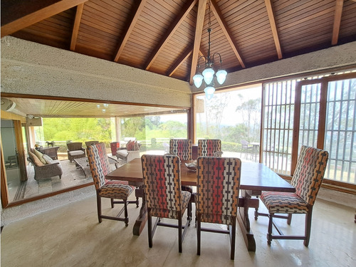 Vendo Casa En Calle Cerrada 550m2 Oripoto 5479