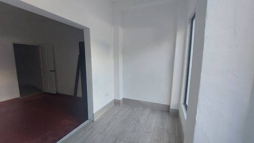 Imagen 1 de 6 de Local Comercial En Renta En Bella Vista