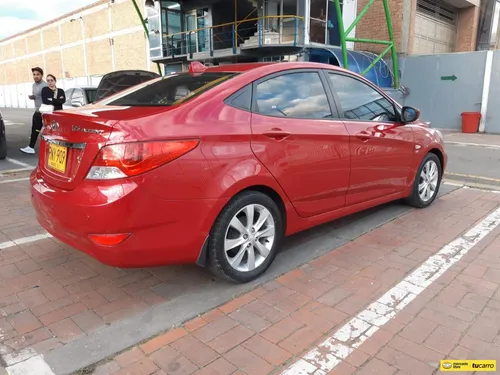 Hyundai I25 1.6cc Tp Aa 4x2