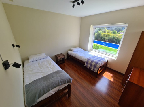 Comoda Gran Sitio 700 M2, Piscina, 3d 2b 2e Amplia Logia