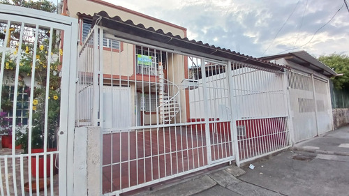 Casa En Venta En Cali Santa Elena. Cod 112514