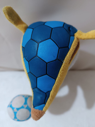 Peluche Fuleco 22cm, Mascota Oficial Fifa World Cup 2014. Amarillo (Usado)