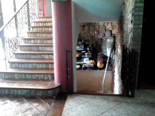 Imagen 5 de 12 de Casa Estilo Americano En Una Zona Extraordinaria .