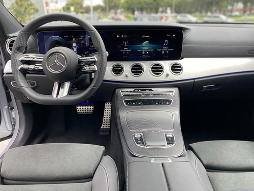 Imagen 11 de 13 de Mercedes Benz E350 Amg Line Híbrido
