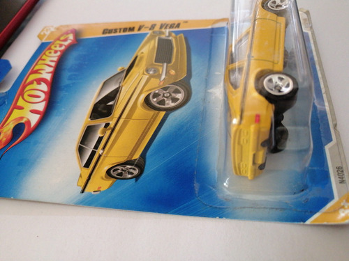 Hot Wheels Custom V-8 Vega Amarillo (Usado)
