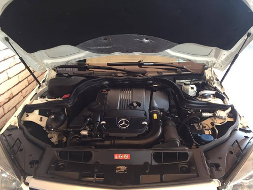 Mercedes-benz C 180 1.8 Cgi Classic 16v Turbo Gasolina 4p