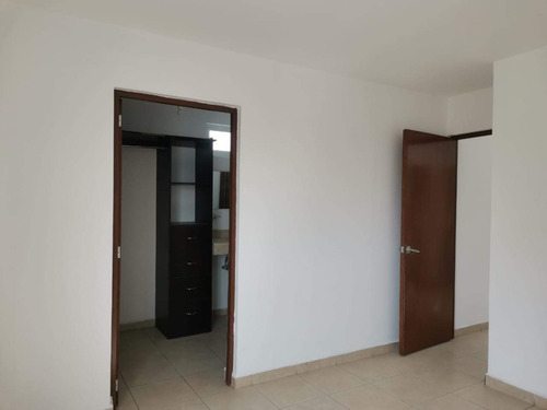 Casa De 3 Recamaras Y 3 Baños Completos En Conjunto Residencial Con Doble Filtro De Seguridad.