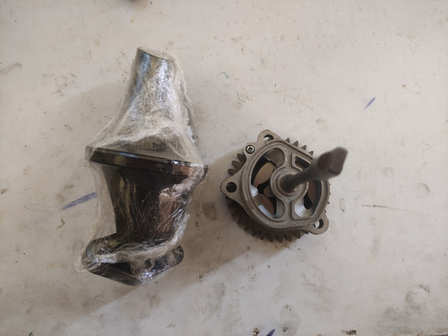 Bomba De Aceite De Suzuki Gsxr 1000 01-02 (Usado)