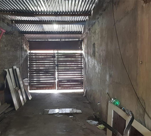 Imagen 14 de 23 de Venta - Dos Casas En Un Lote - Merlo