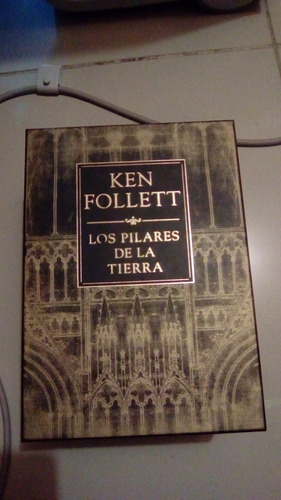 Los Pilares De La Tierra Edição Luxo / Ken Follett 