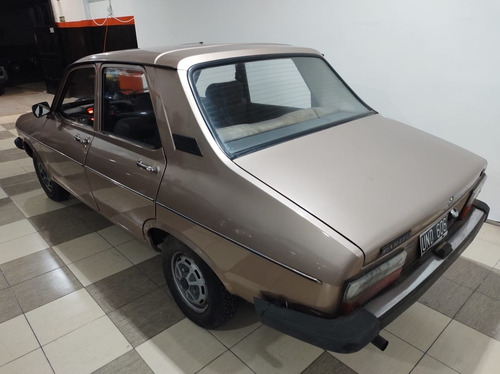Renault 12