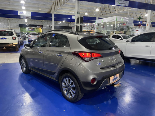 Hyundai HB20X HB20X Premium 1.6 Flex 16V Aut.