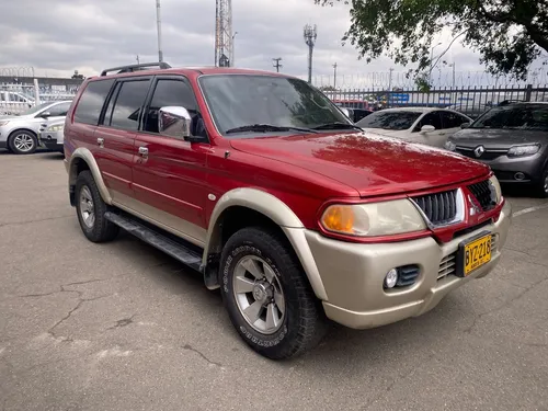 Mitsubishi Navita 3.0 At 4x4 2007