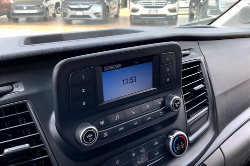 Imagen 23 de 25 de Ford Transit 4 Pts Van Mediana, 37l, Ta