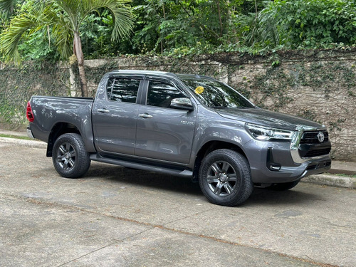 Imagen 12 de 15 de Toyota Hilux, Todas 2011 & 2024 Japonés