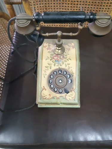 Teléfono De Antigüedades 