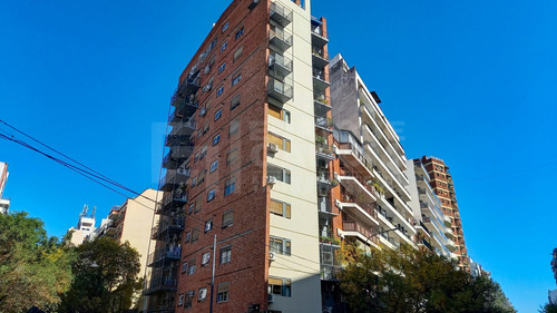 Venta 3 Ambientes Al Frente Con Cochera En Belgrano