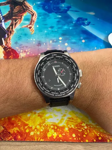 Nixon passport hot sale