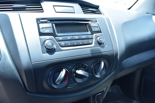 Imagen 8 de 11 de Nissan Np300 Chasis T/m