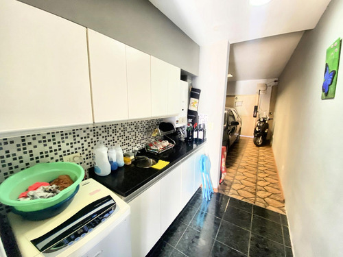 Venta Casa De 3 Dormitorios En Barrio San Martín