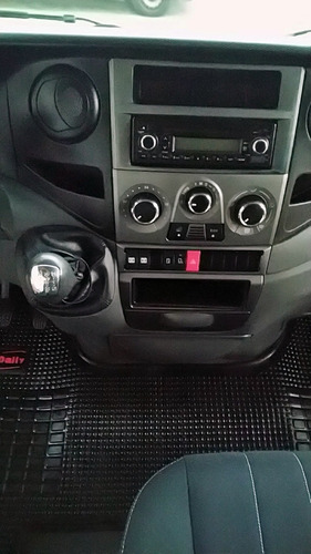 Imagen 15 de 20 de Iveco Daily 55c17