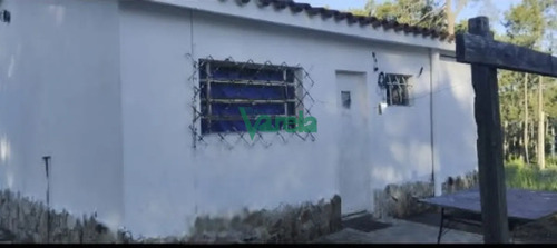 Casa De 2 Dormitorios Con 2 Terrenos En Parque Del Plata Norte