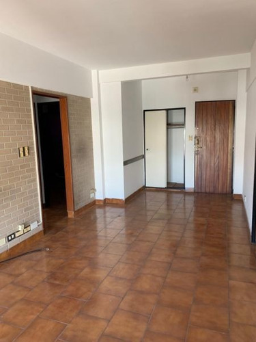 Imagen 2 de 12 de Departamento En Venta En Ramos Mejía