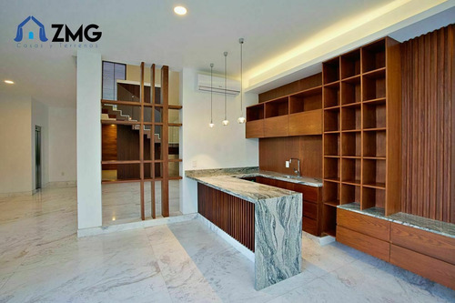 Espectacular Casa En Zona Andares