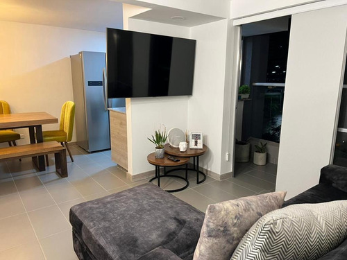 Hermoso Apartamento Para La Venta En La Loma De Los Bernal- Belén