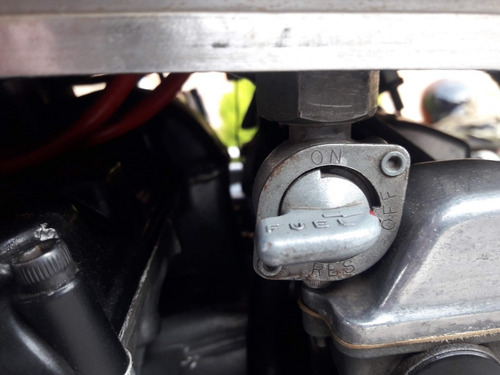 Imagen 15 de 20 de Suzuki Gs 1000 E