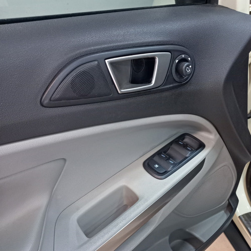 Imagen 9 de 15 de Ford Ecosport Titanium 2.0l At