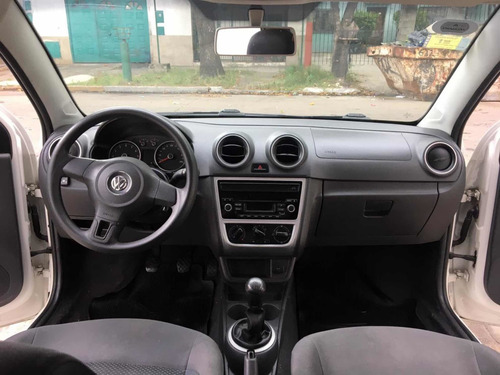 Volkswagen Voyage 1.6 Trenline 101cv 2016