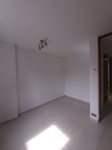 Dpto 3d 2b + Est + Bodega - A Pasos Del Metro El Golf