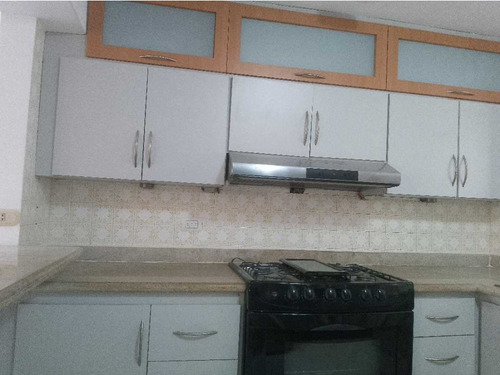 Se Alquila Apto 136m2 3h/3b/1e+ 1c, Urb. Santa Fe Sur Baruta