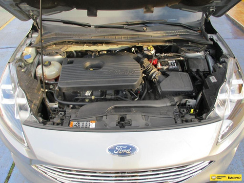 Ford Escape TITANIUM AWD 4X4 2000CC AT AA