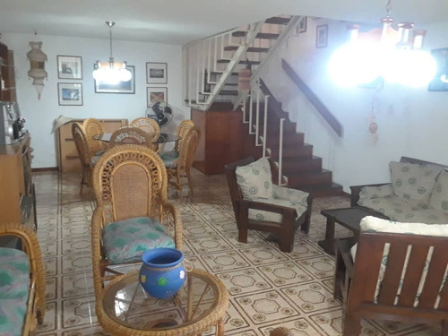 Imagen 11 de 18 de Casa Tipo Townhouse En El Hatillo Mh