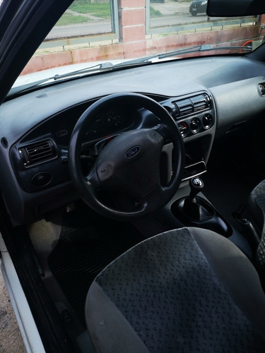 Ford Escort 1.6 Lx Plus Aa 2001