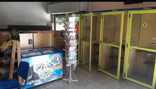 Imagen 1 de 4 de Cabina Telefónica. Otro Uso Probadores